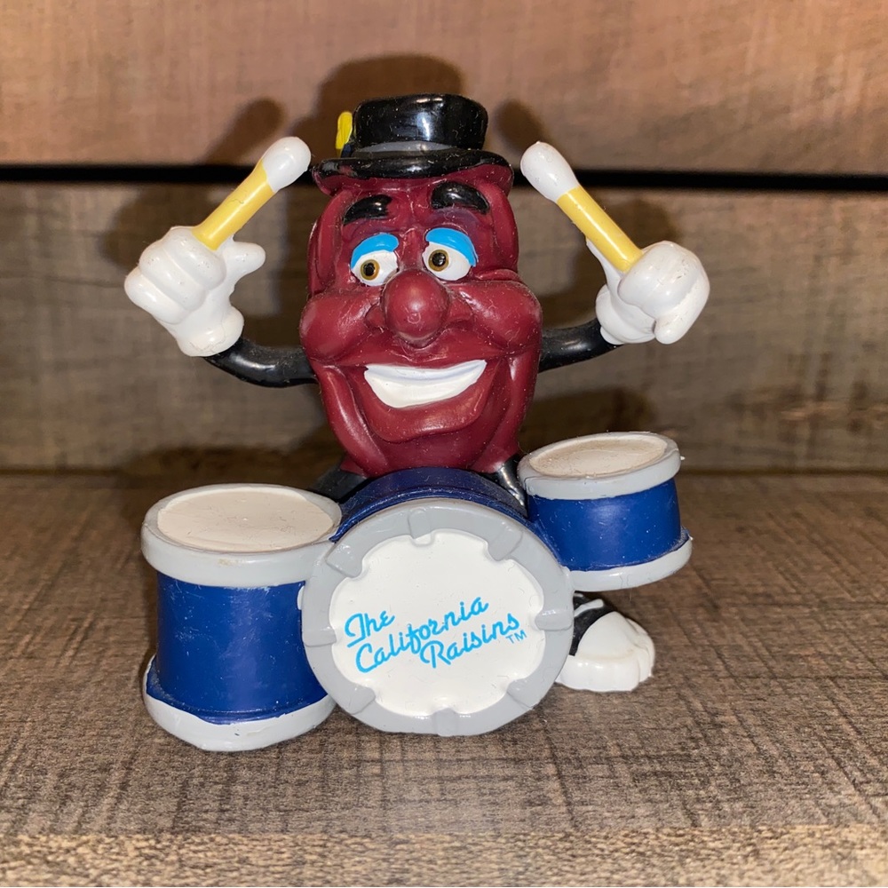 California Raisins, Drums and Drummer Figure by Applause, 1988, PVC, 3" Tall